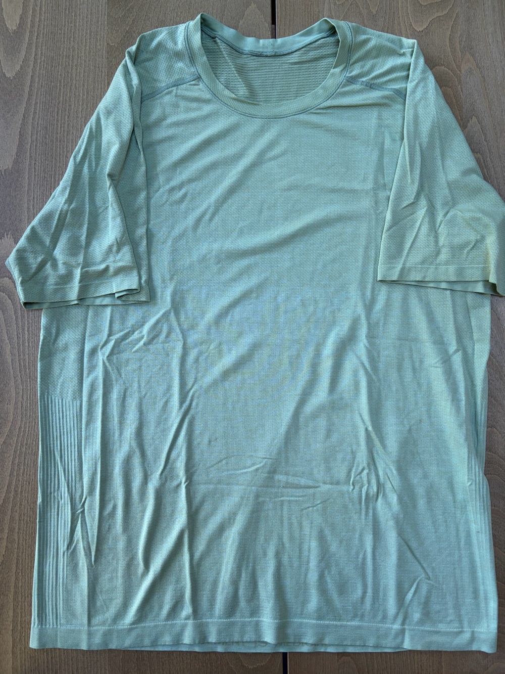 lululemon athletica Men’s Short Sleeve Crew Shirt - Mint Green